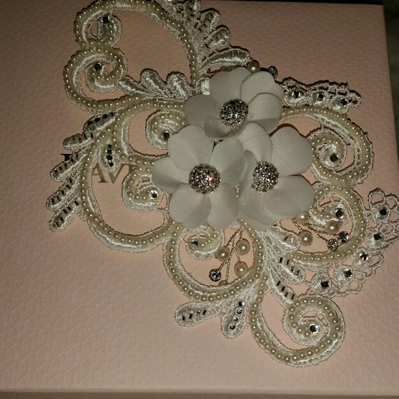 Ornate hair embelishment clip