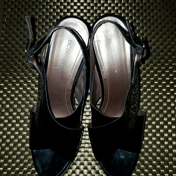 black patent leather and black and white pattern w - Picture 2 of 4