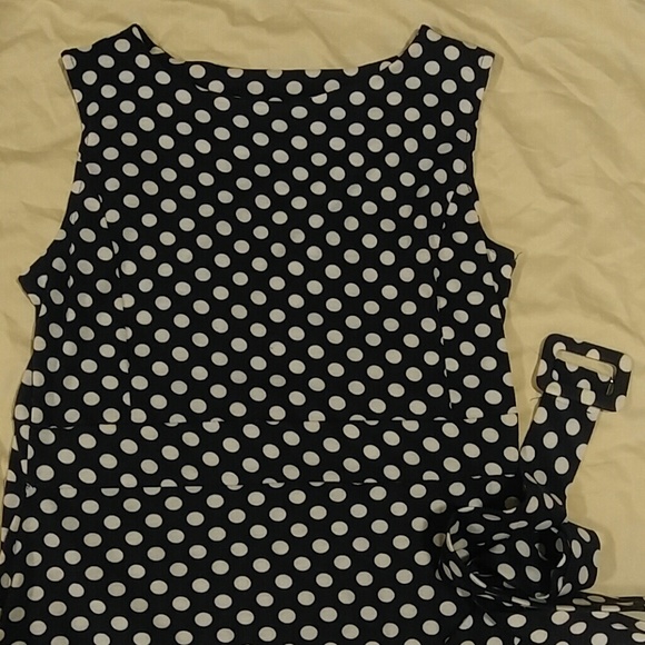 Navy polka dot belted bodycon dress - Picture 2 of 2