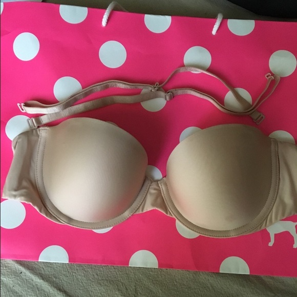 NWOT VS 32C Nude Multi-Way Bra