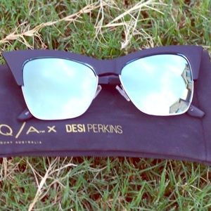 Quay x Desi Perkins T.Y.S.M. Black/Mint Sunglasses
