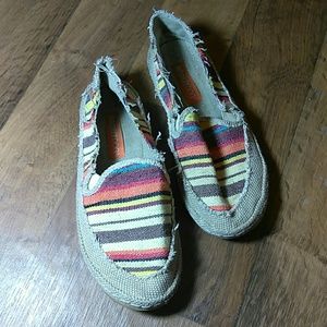 Authentic Rocket Dog Slip Ons