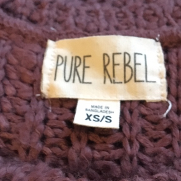 High Quality Sweater - Picture 2 of 3
