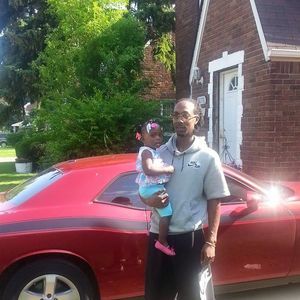 Meet your Posher, Gregory