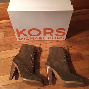 Michael Kors Boot