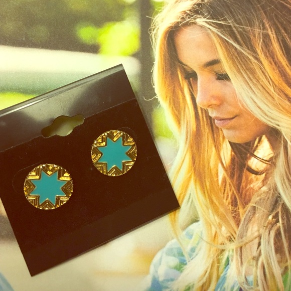 💍SALE💍 CUTE SUNBURST EARRINGS IN TEAL !