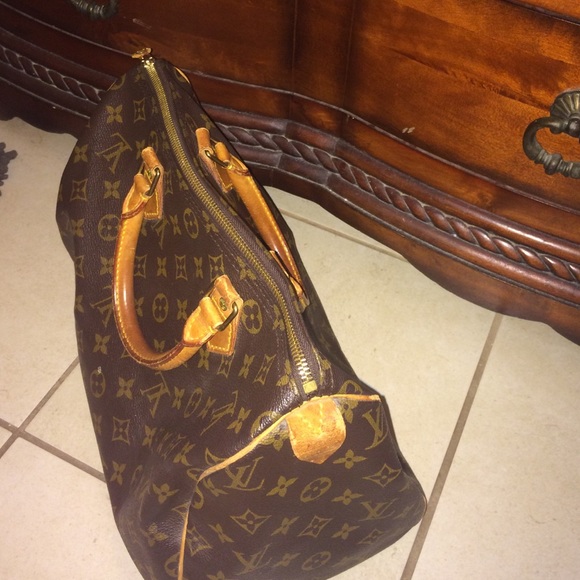 Vintage Louis Vuitton purse - Picture 3 of 3