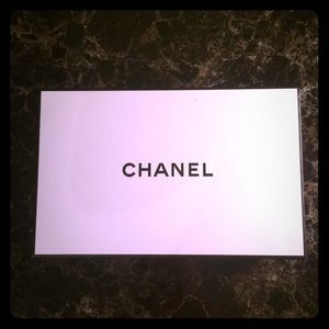 CHANEL Gift Box