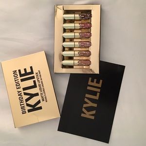 **SOLD**Kylie Cosmetics Birthday Edition Mini Kit