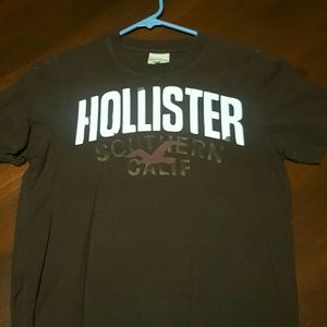 Hollister tee