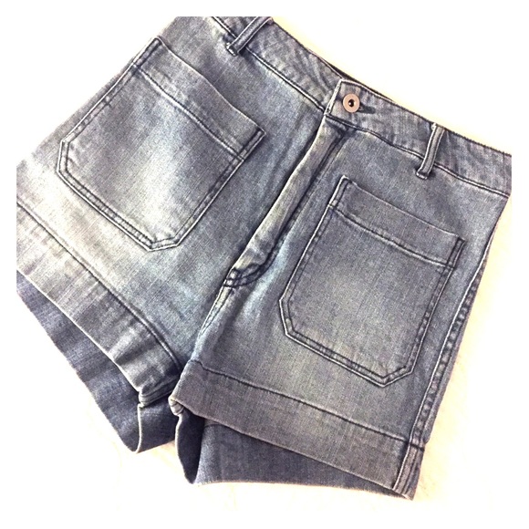 H&M high waisted shorts