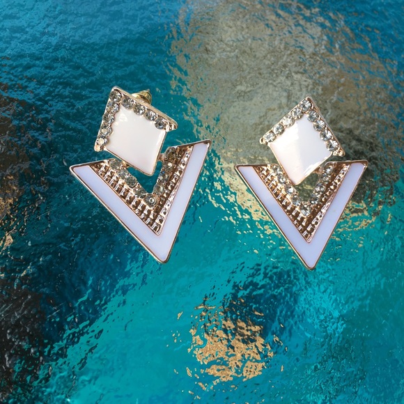 White Triangle Earrings - Picture 7 of 7