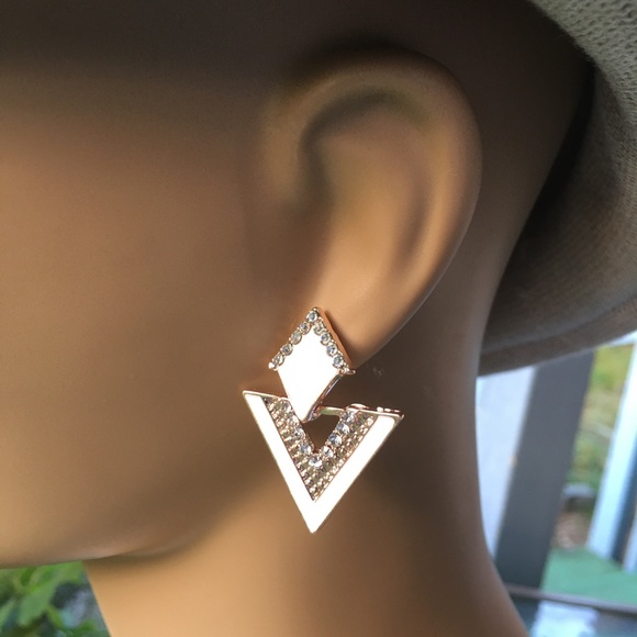 White Triangle Earrings - Picture 5 of 7