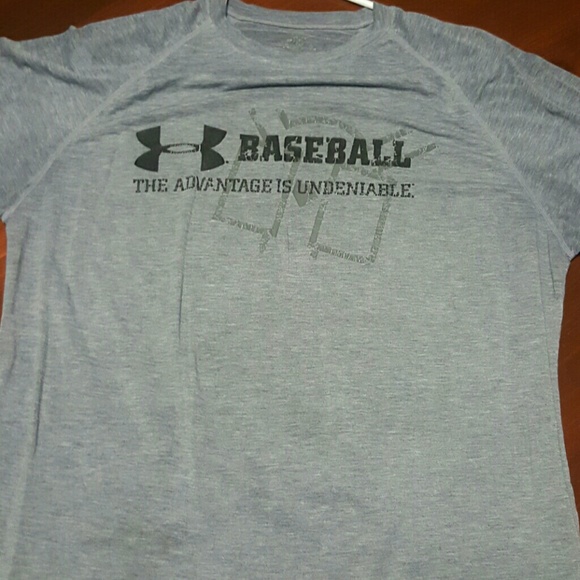 Under Armour tee