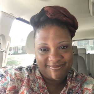 Meet your Posher, Carmena