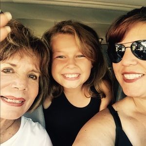 Meet your Posher, Robin