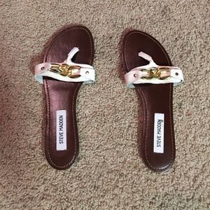 BRAND NEW Steve Madden sandals