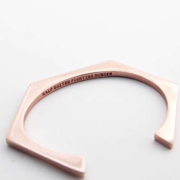 ☆ Rose Gold Quinn Cuff Bracelet - Picture 3 of 4