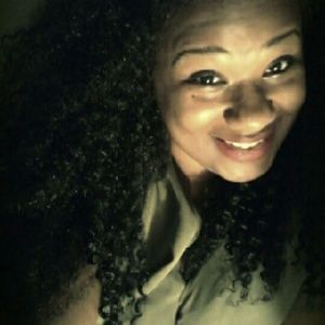 Meet your Posher, Lasaundria