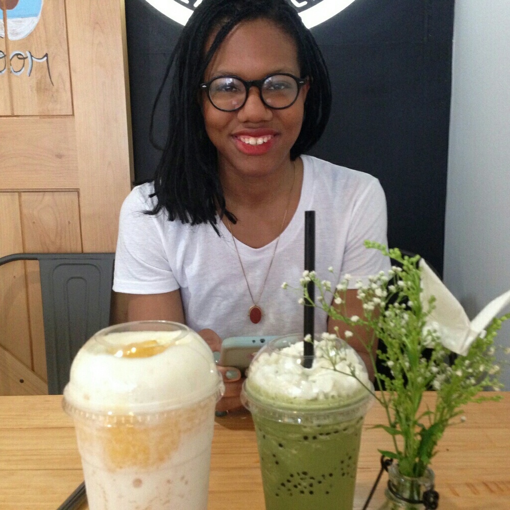 Kailee's Closet: Apparel, Accessories, an Freebies