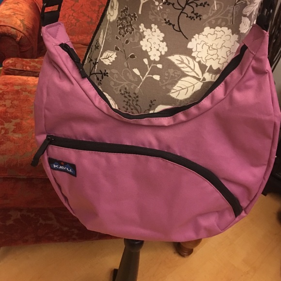Kavu pink bag