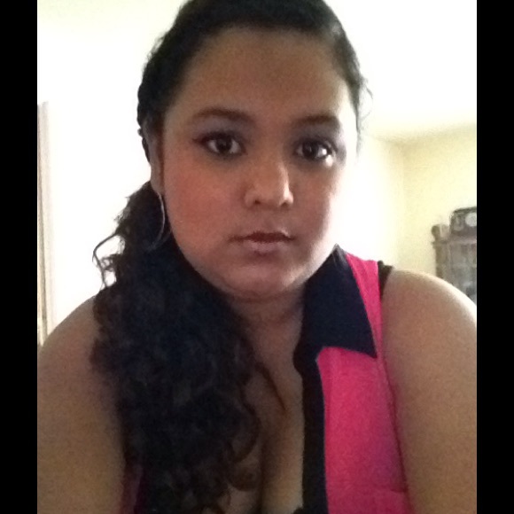 Meet your Posher, Joselin