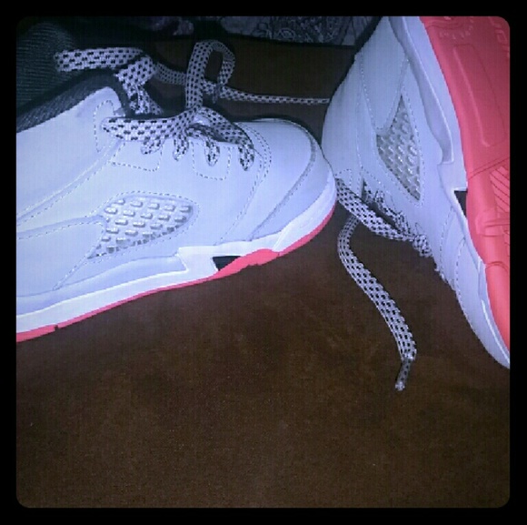 AUTHENTIC JORDANS
