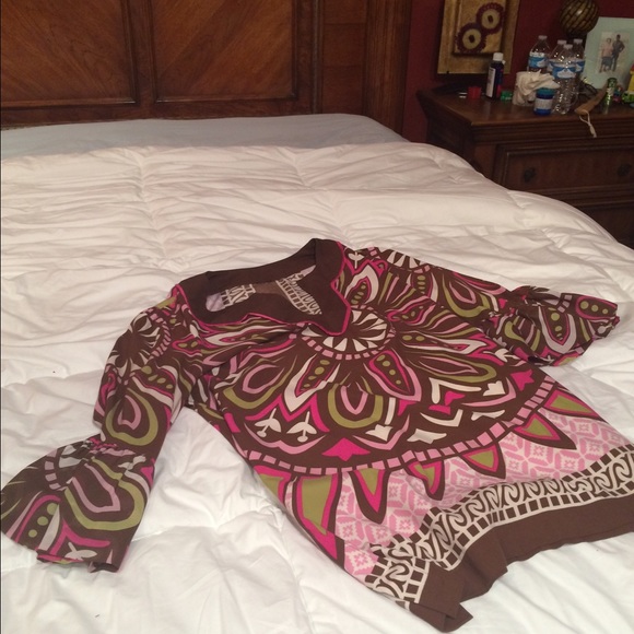 Beautiful blouse, soft to the touch - Picture 3 of 3