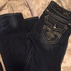 Trading Rock revival jeans