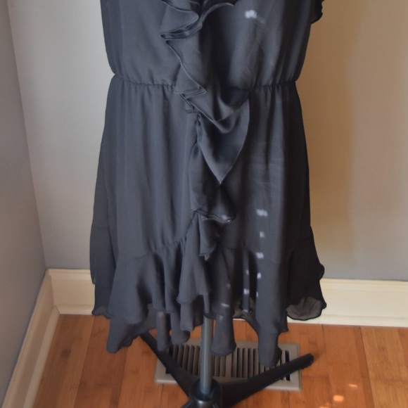 H&M Black Ruffled Dress - Picture 2 of 4