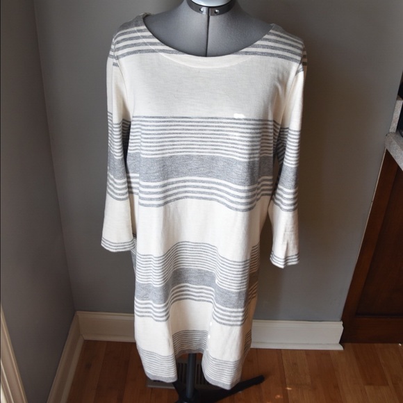 Gap shift dress gray and white stripes