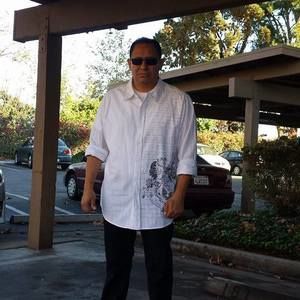 Meet your Posher, Carlos