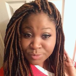 Meet your Posher, Lakeisha