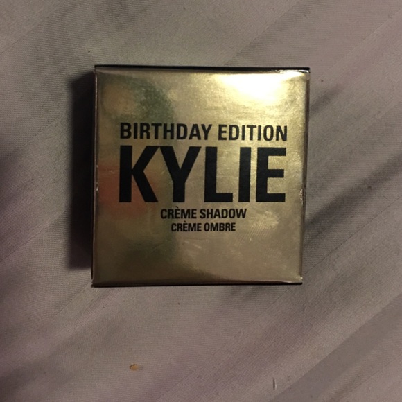 Rose gold creme shadow from Kylie birthday edition