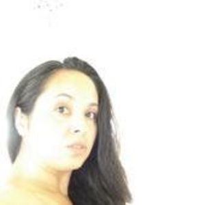 Meet your Posher, Dennise