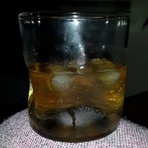 Meet your Posher, Ezequiel