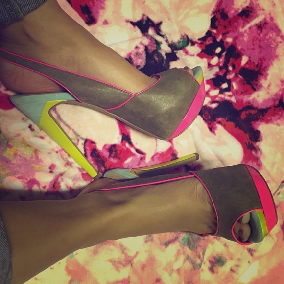 Jessica Simpson Neon Color-block Heels