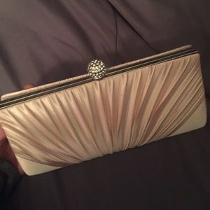 Light pink clutch