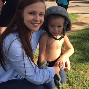 Meet your Posher, Brooke