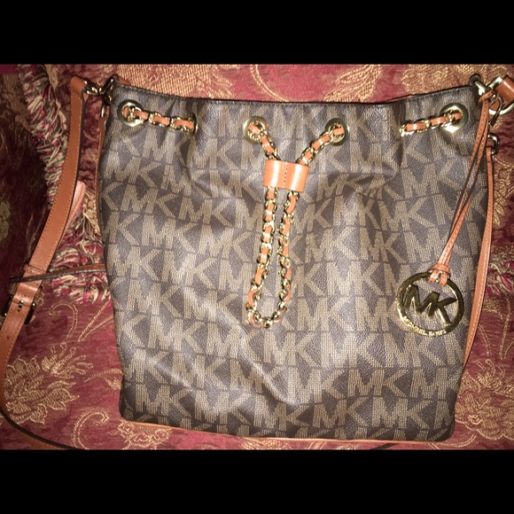 Michael Kors purse