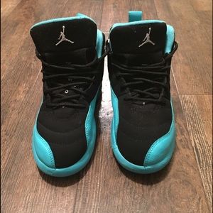 Jordans Hyper Jades size 2Y