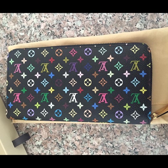 SOLDLouis Vuitton Black Multicolor Zippy Wallet - Picture 4 of 4