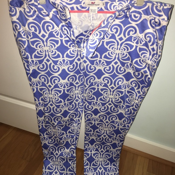 Vineyard vines cropped pattern pants