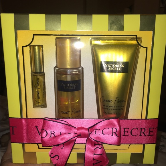 Victoria's Secret coconut trio perfume