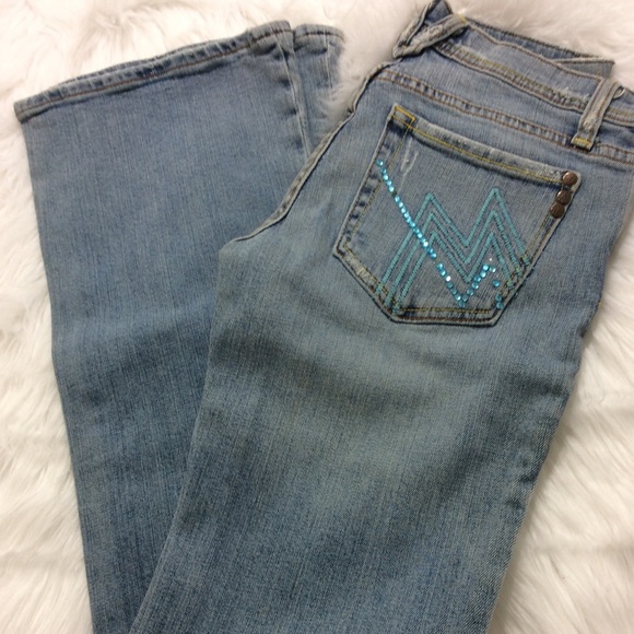 Flash Sale! Miss Me Jeans - Picture 2 of 4