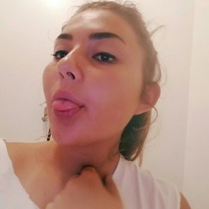 Meet your Posher, Astrid