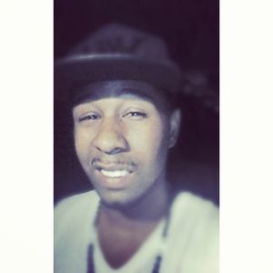 Meet your Posher, Tavon