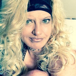 Meet your Posher, Peggy