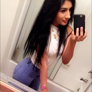 Meet your Posher, Valerie