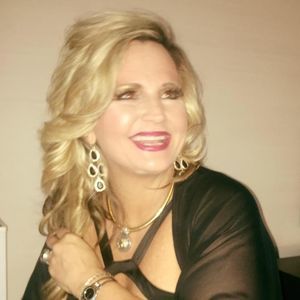 Meet your Posher, Jene'